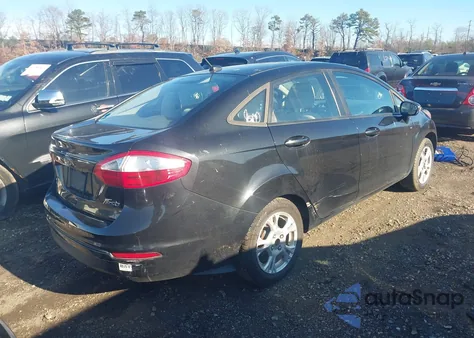 2014 Ford Fiesta Se из США, поврежденный, VIN 3FADP4BJ3EM153251